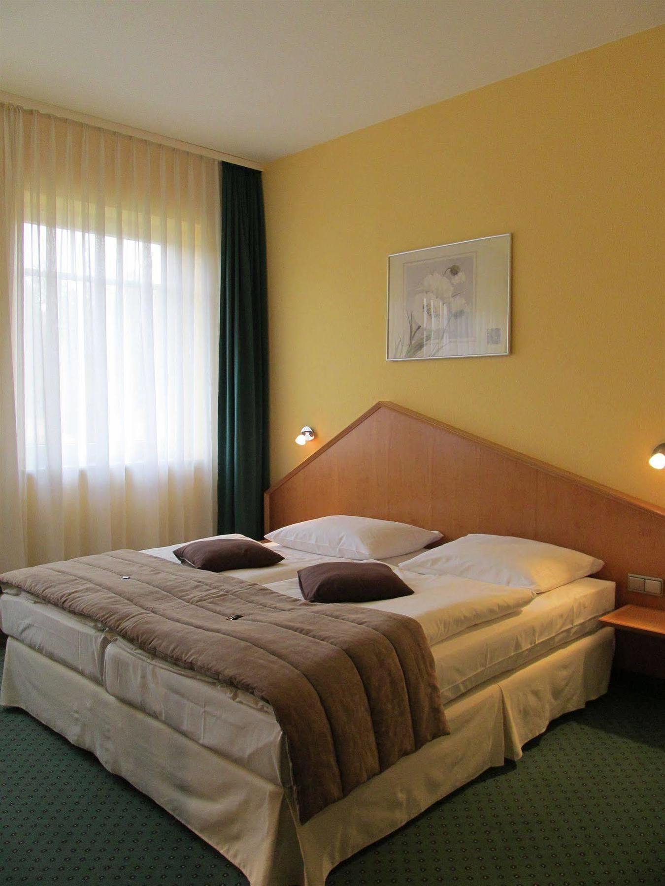 Hotel A2 Schopsdorf  Экстерьер фото